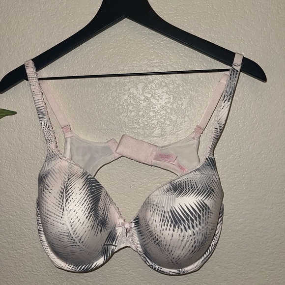 Victoria secret body by victoria lined perfect coverage - Picture 1 of 2